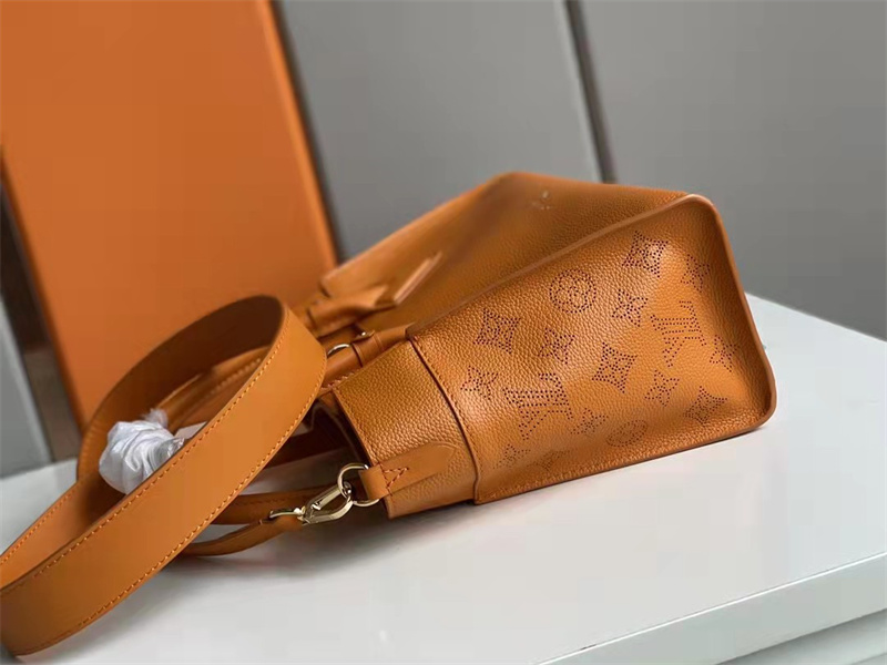 LV On my side PM  M59432 25cm