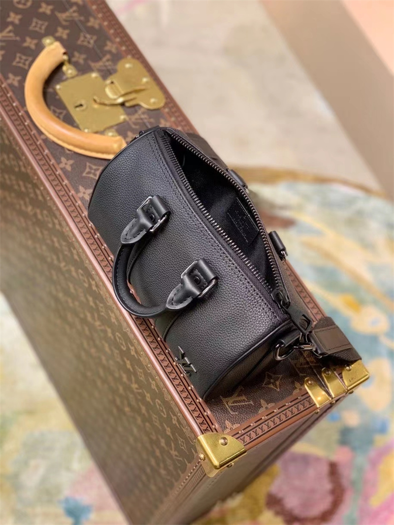 LV Keepall XS M81006 21cm