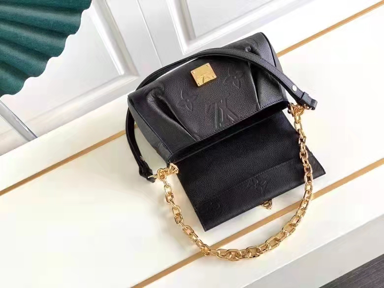 LV Favorite Monogram Empreinte M45813 20cm
