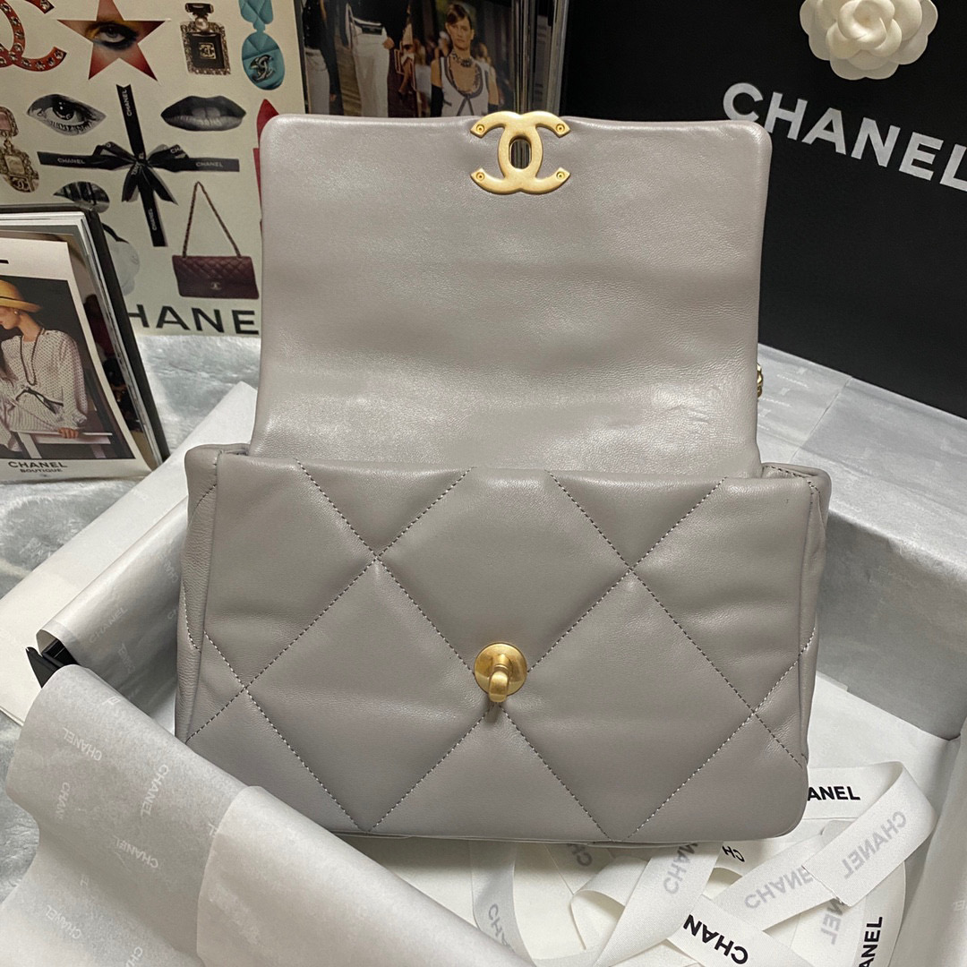 Ch**el 19 calfskin in grey-26×16×9cm