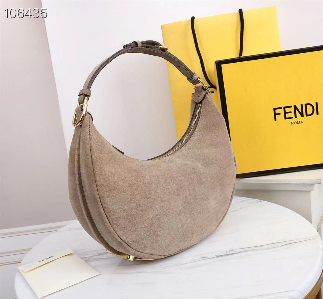 F**di praphy bag 8br75 29cm