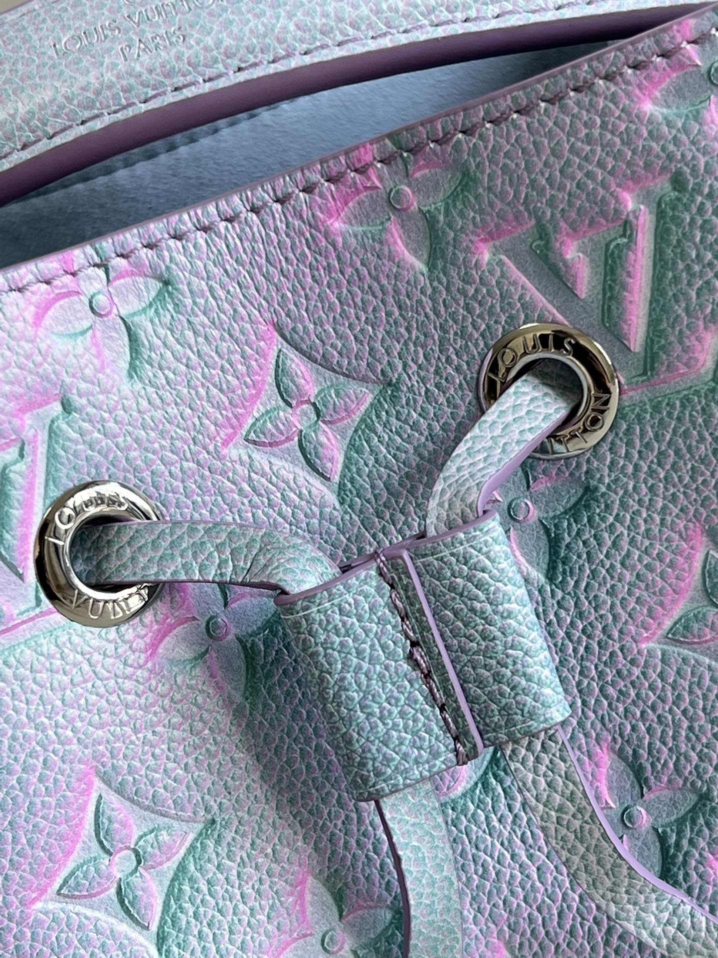 LV small NEONOE PURPLE M46173 20cm