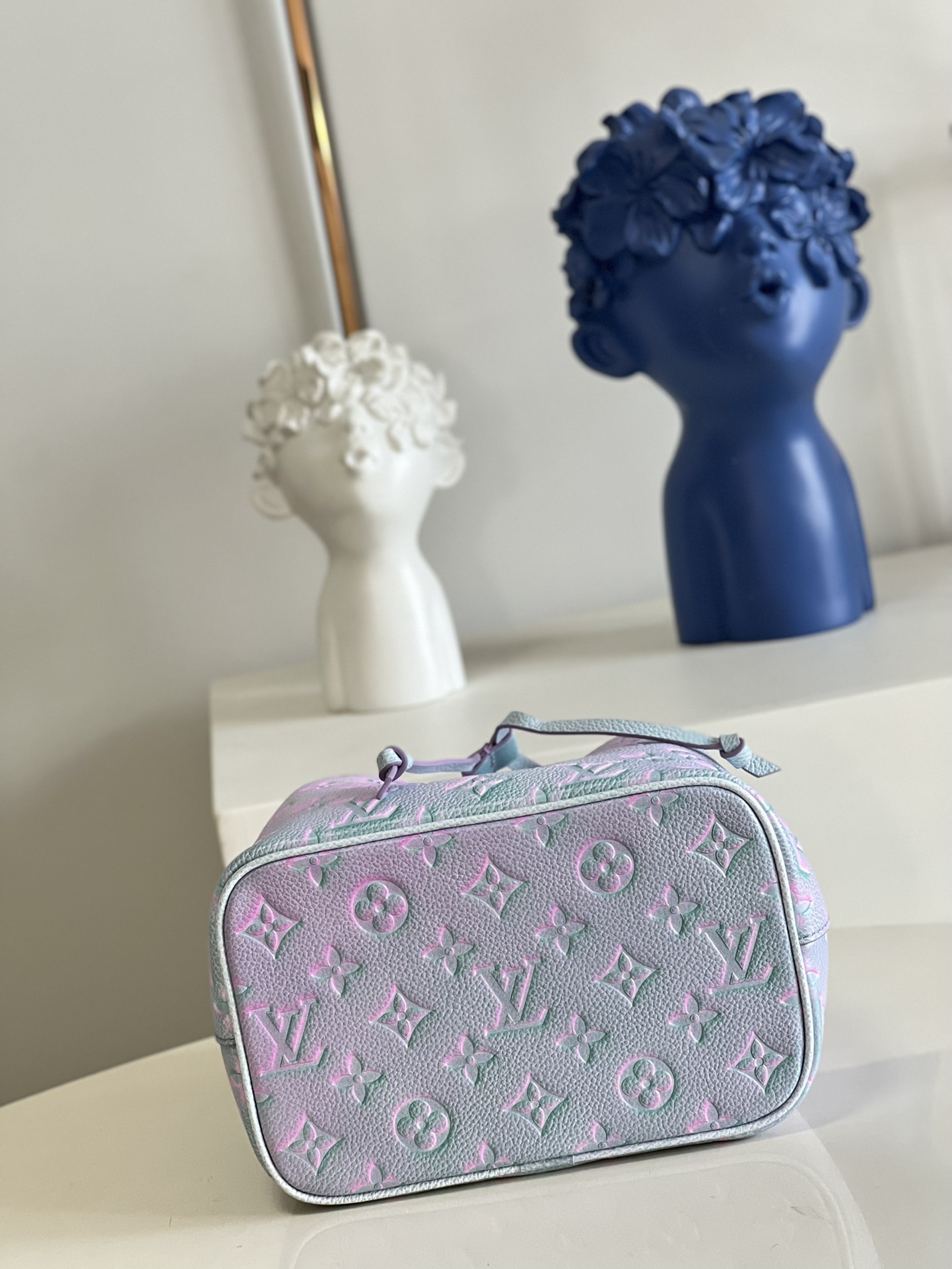 LV small NEONOE PURPLE M46173 20cm