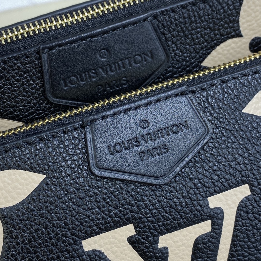 LV MULTI POCHETTE BLACK LEATHER M45777 - 25x14.5x4.5cm