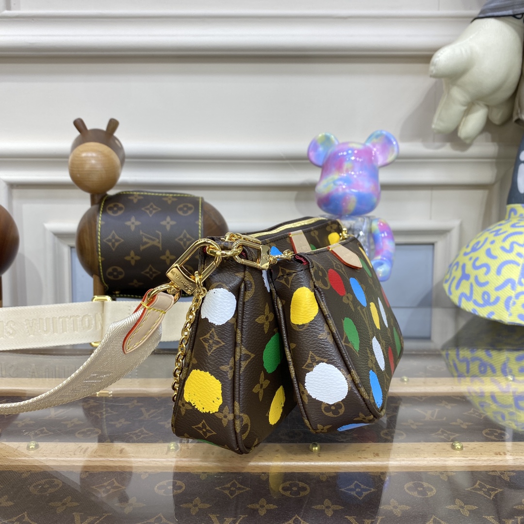 LV x YK Multi Pochette Accessoires M46385 - 25x14.5x4.5cm