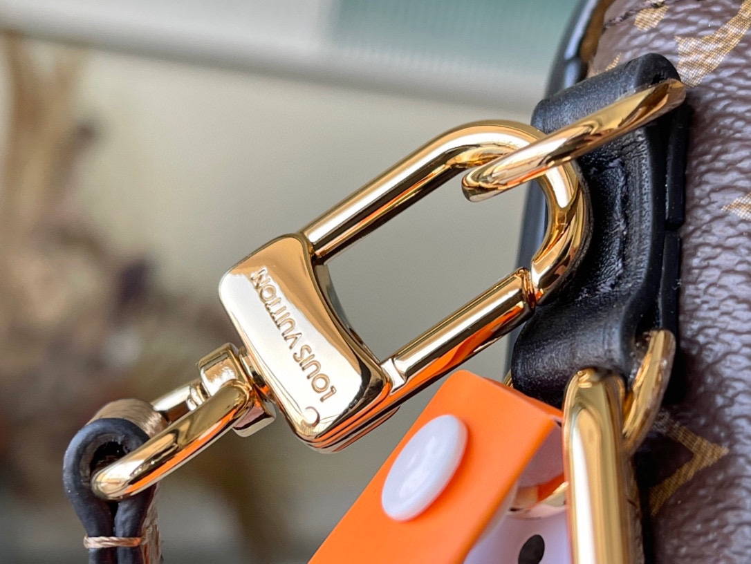 LV Pochette Métis East West handbag M46279– 21.5cm x 13.5cm x 6 cm