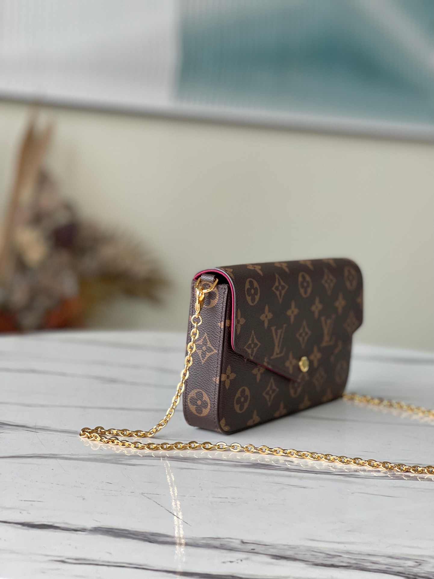 LV POCHETTE FELICIE M61276 - 21 x 12 x 3 cm