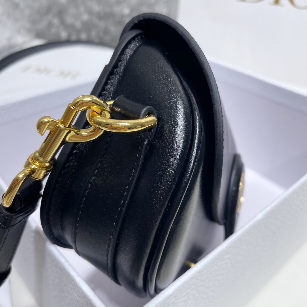 D10r bobby east-west bag smooth leather m9327 black - 22x13x5cm