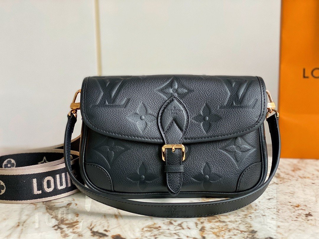 LV Diane Monogram Empreinte - M46388 - Black 23 x 16 x 8.5 cm