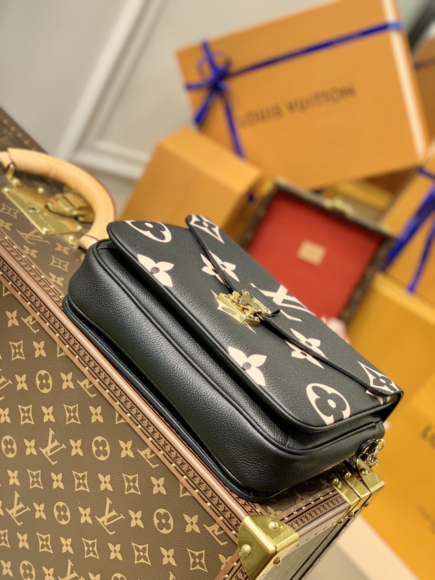 LV Pochette Métis Bicolo Monogram Empreinte Black - M45773 - 25x19x7cm
