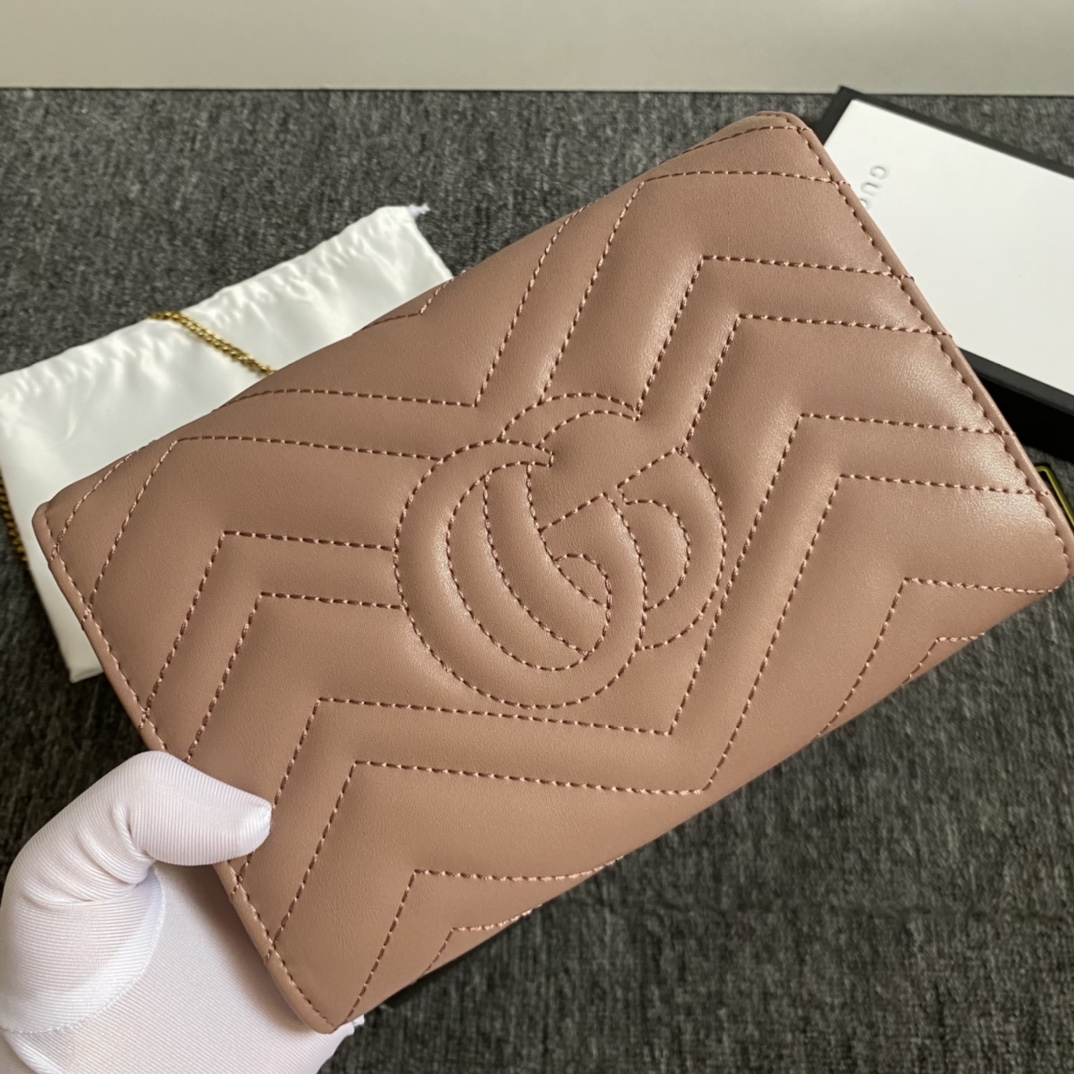 GG Marmont matelassé mini bag Rose beige 474575 – 20cm x 13cm x 6cm