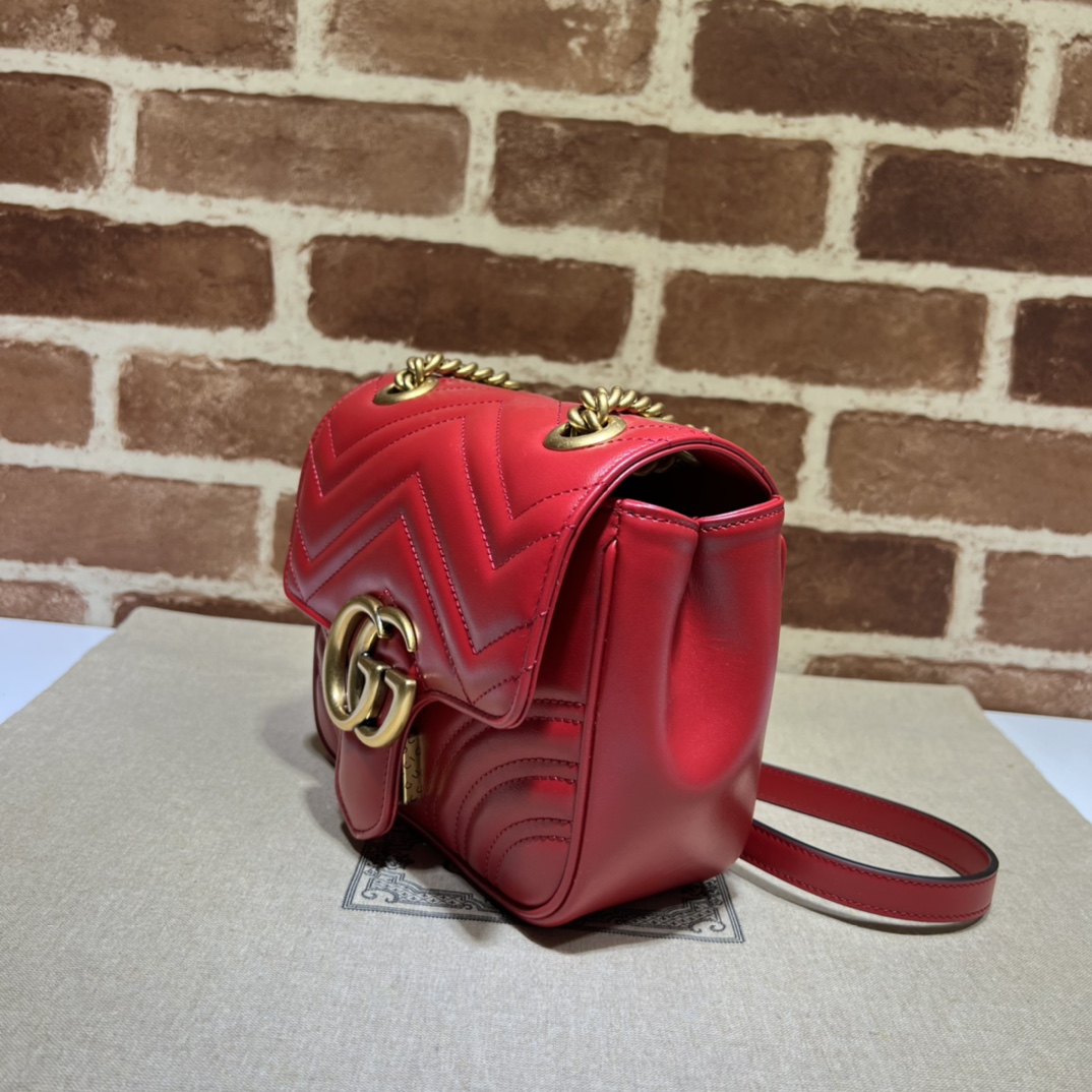 GG Marmont mini shoulder bag Red 739682 - 18x15x8cm