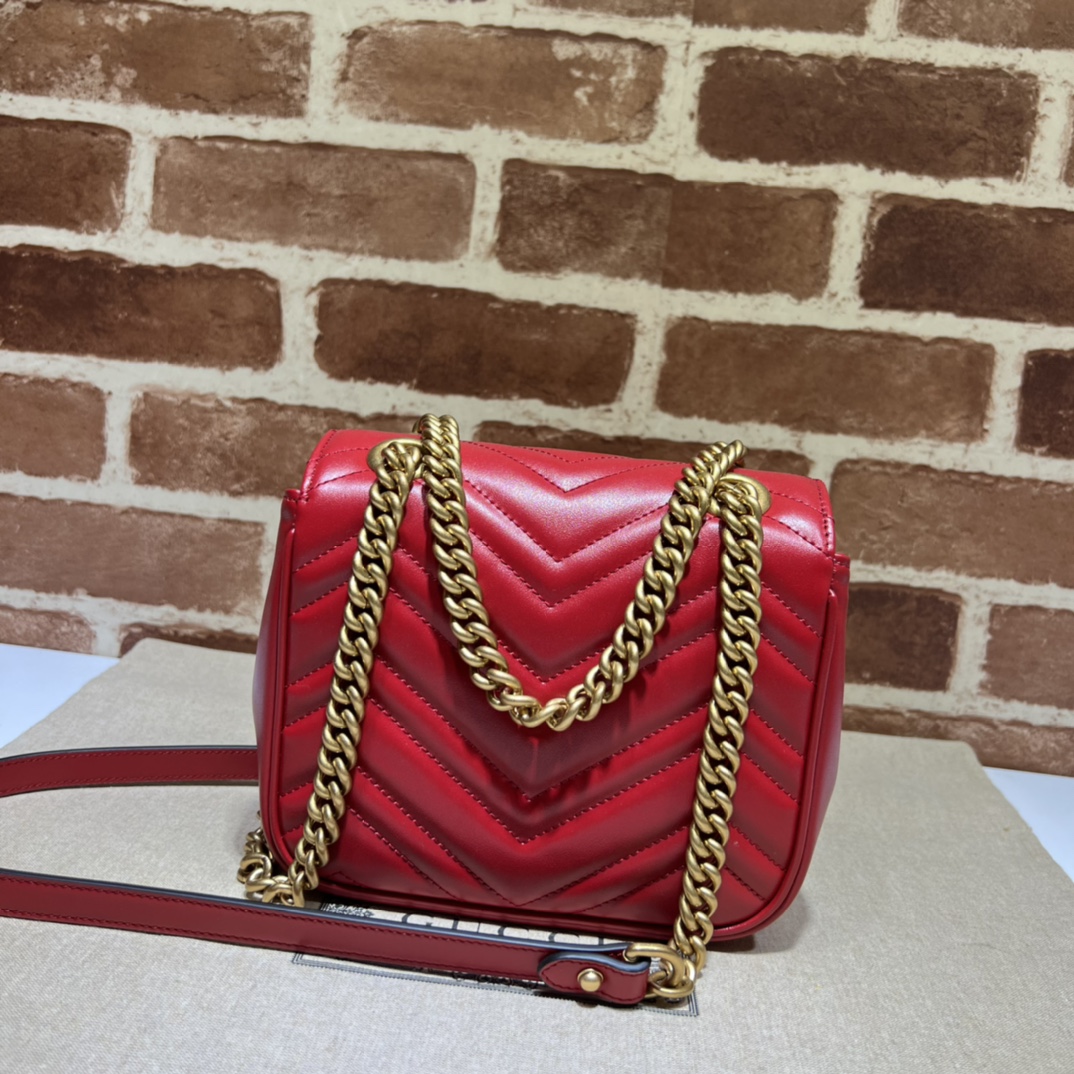 GG Marmont mini shoulder bag Red 739682 - 18x15x8cm