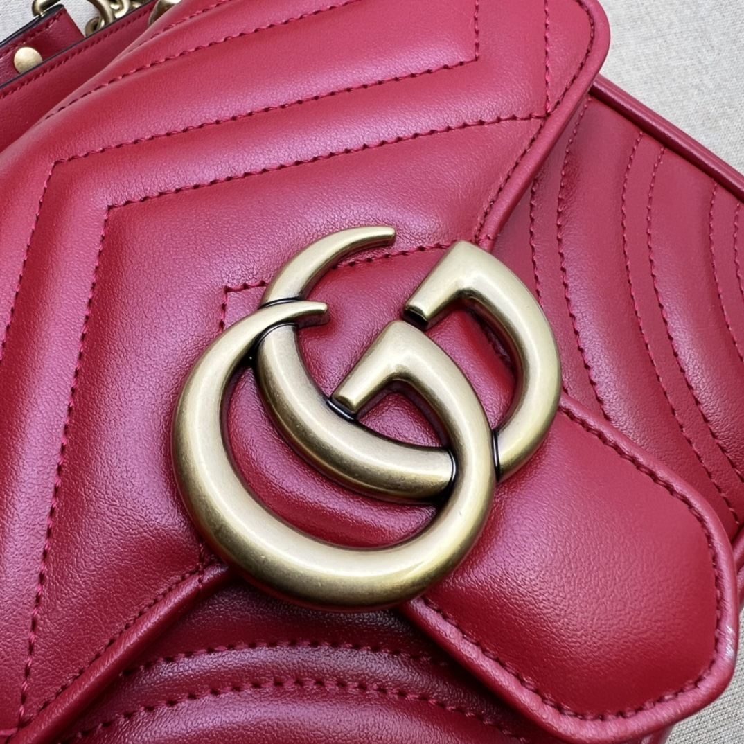 GG Marmont mini shoulder bag Red 739682 - 18x15x8cm