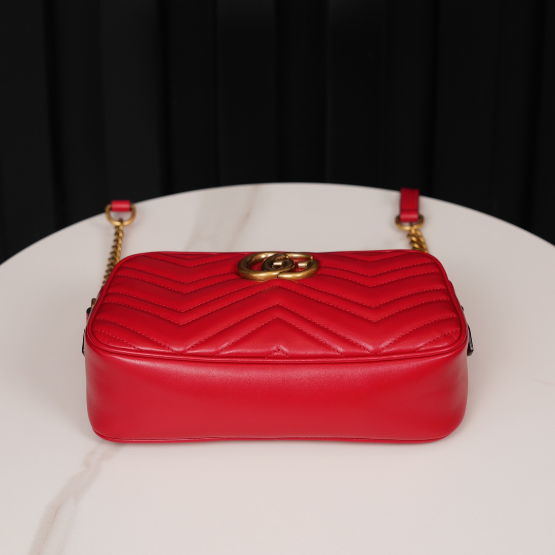 GG Marmont small matelassé shoulder bag (The camera bag) Red 447632 - 24x13x7cm