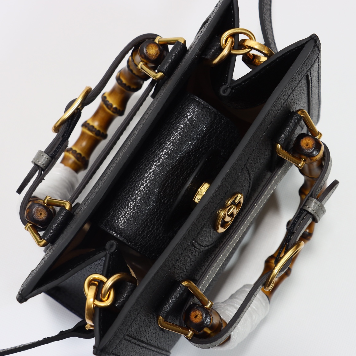 Gvc*1 diana mini tote bag‎  black 702732  - 20 x 16 x 10cm