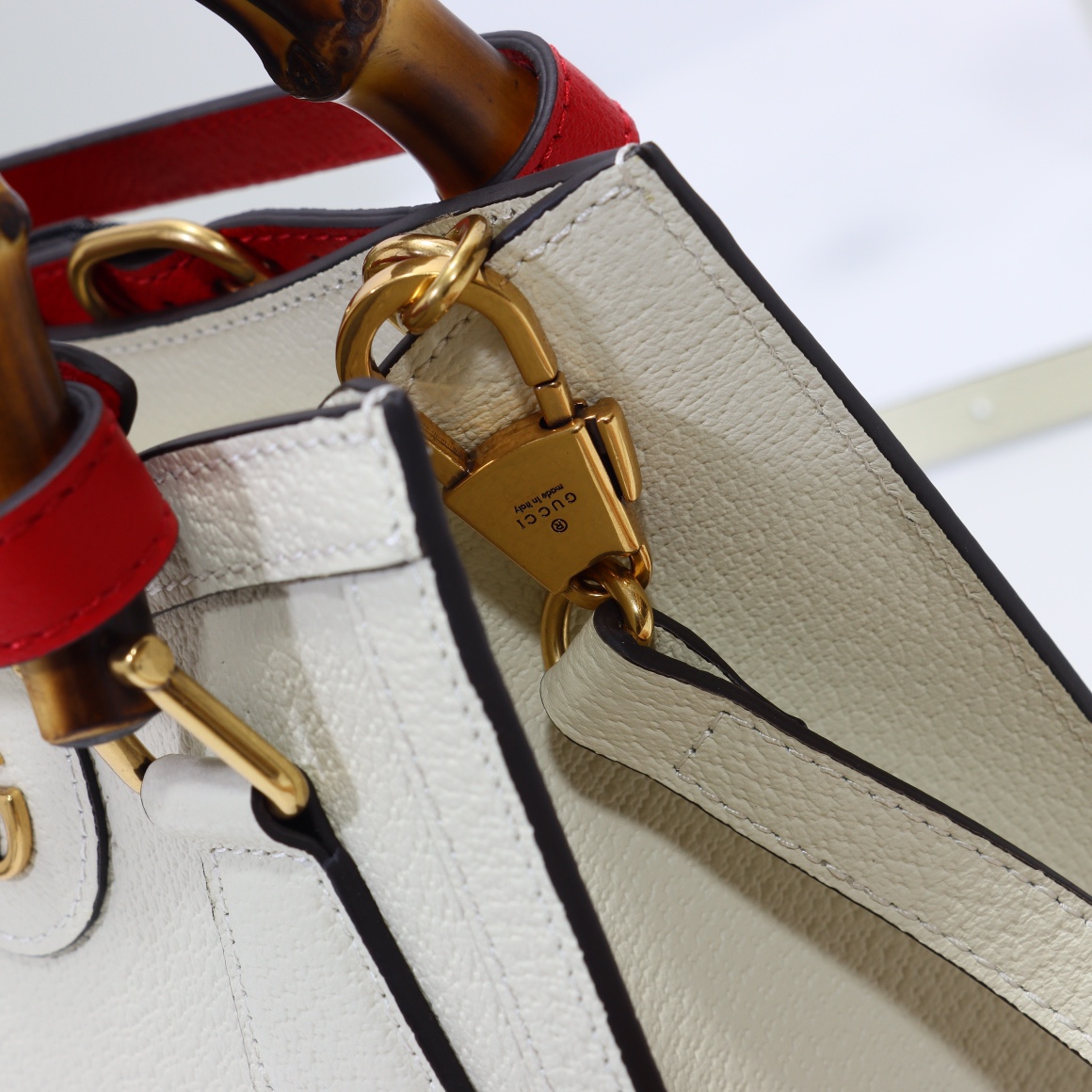 Gvc*1 diana mini tote bag white 702732 - 20 x 16 x 10cm