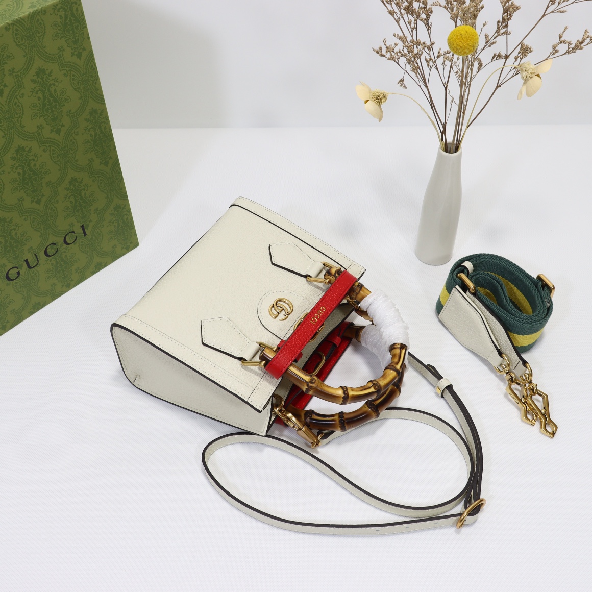 Gvc*1 diana mini tote bag white 702732 - 20 x 16 x 10cm