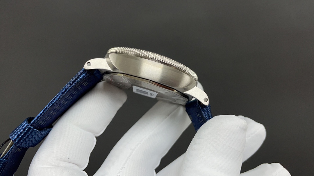 Pa*e*a1 pam00985  47mm