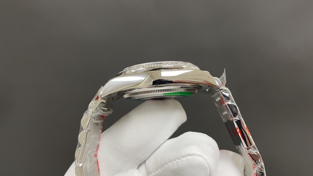 R01ex oyster perpetual  36mm pink day and date