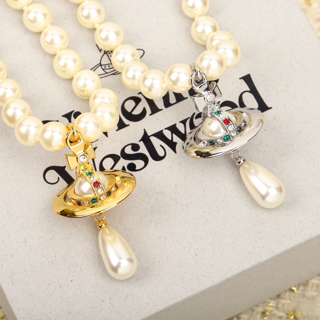 Vivienne  West  wood  necklace 003