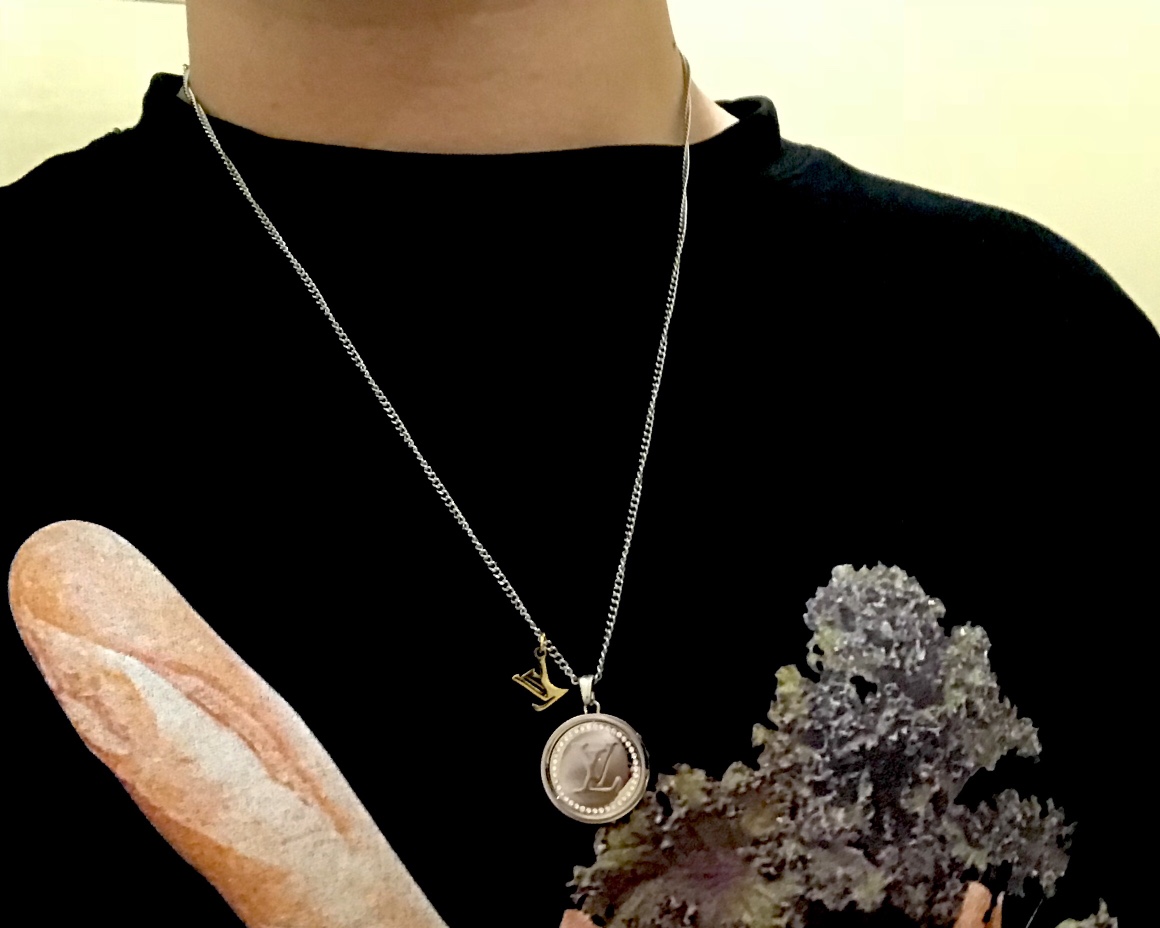 lv l0vis Vvtt0n necklace  002