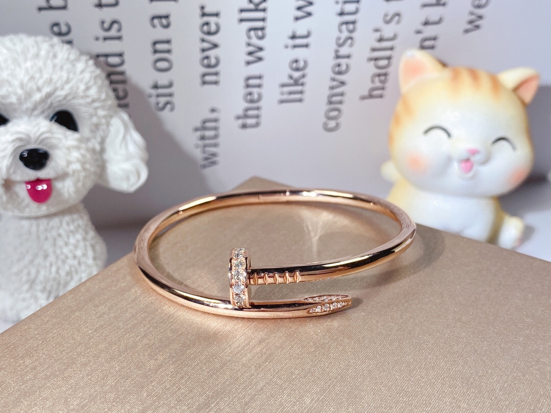 Ca*t1er necklace bracelet ring 3 set