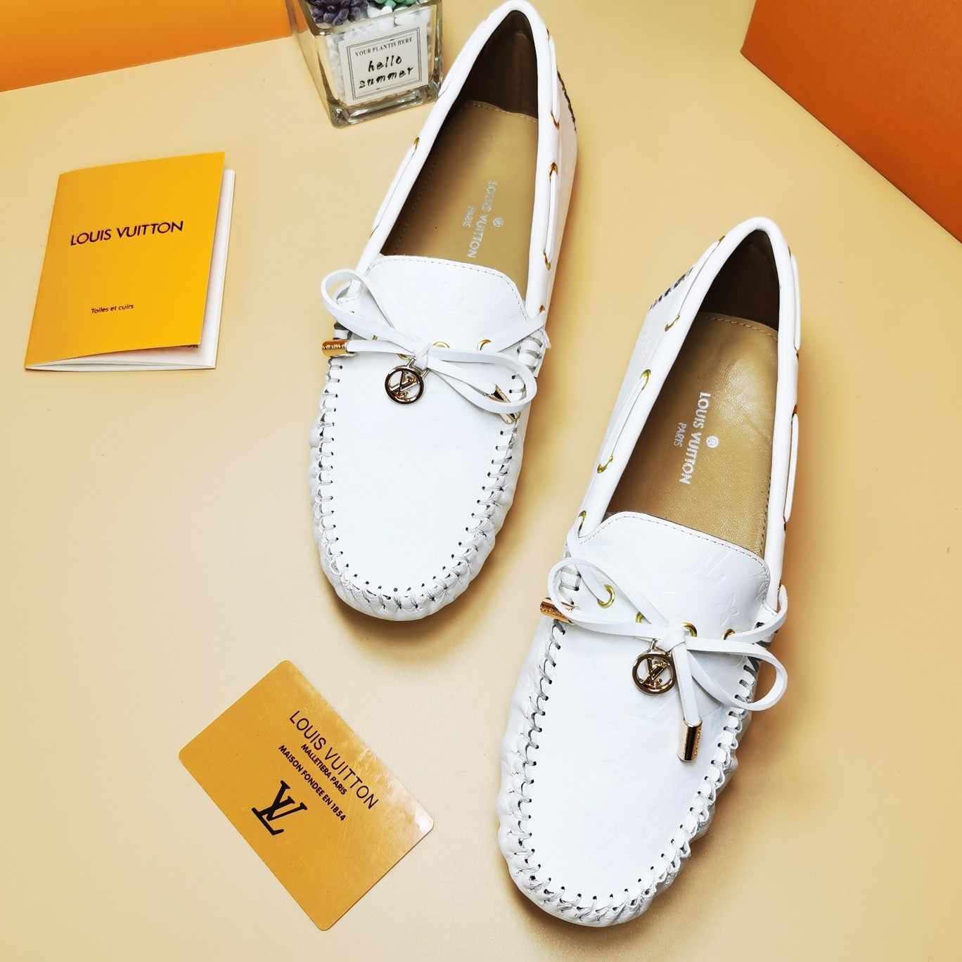LV flat white shoe cawhide sheepskin 35-46