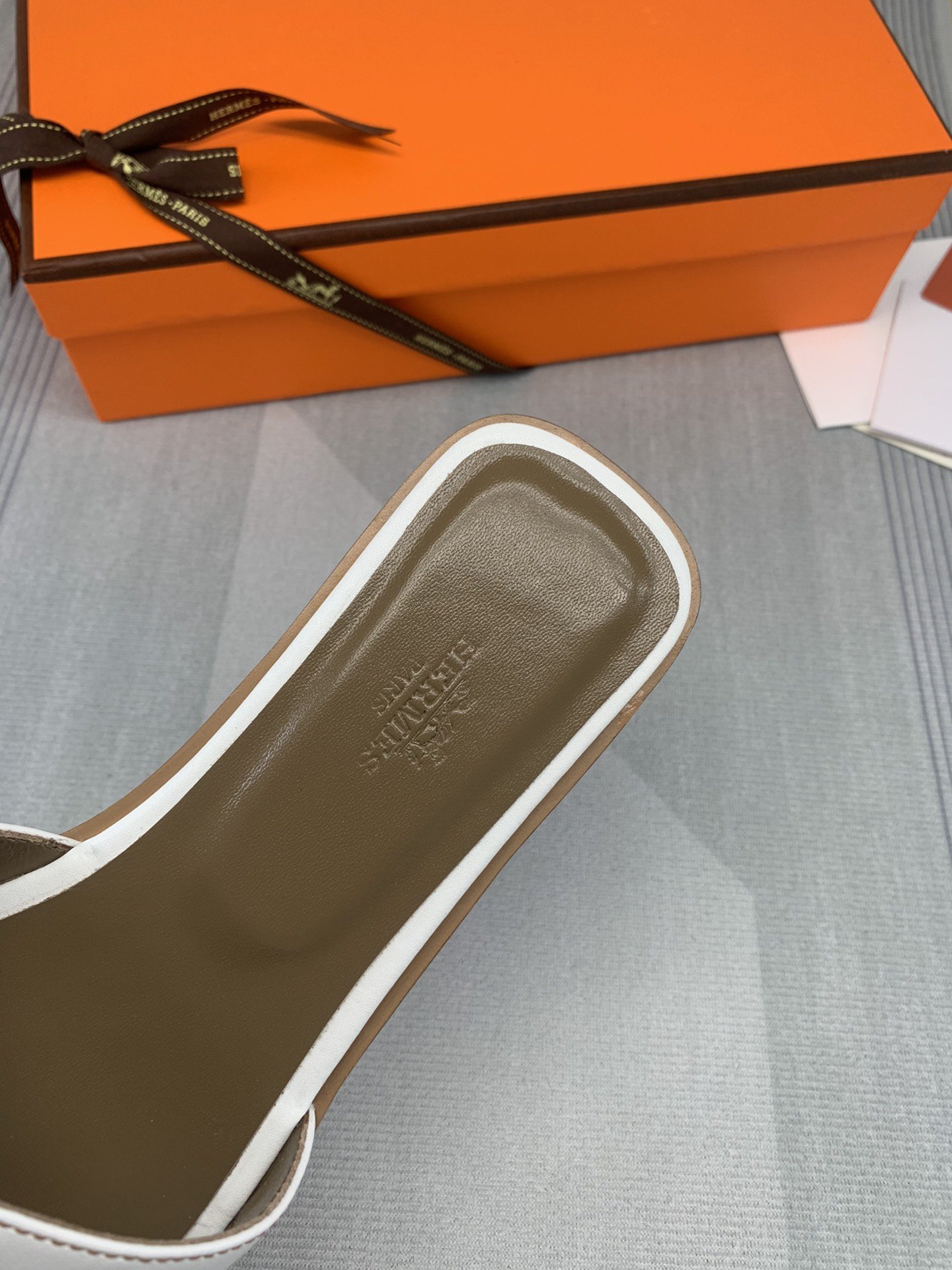 H**me5 slipper 10 34-42