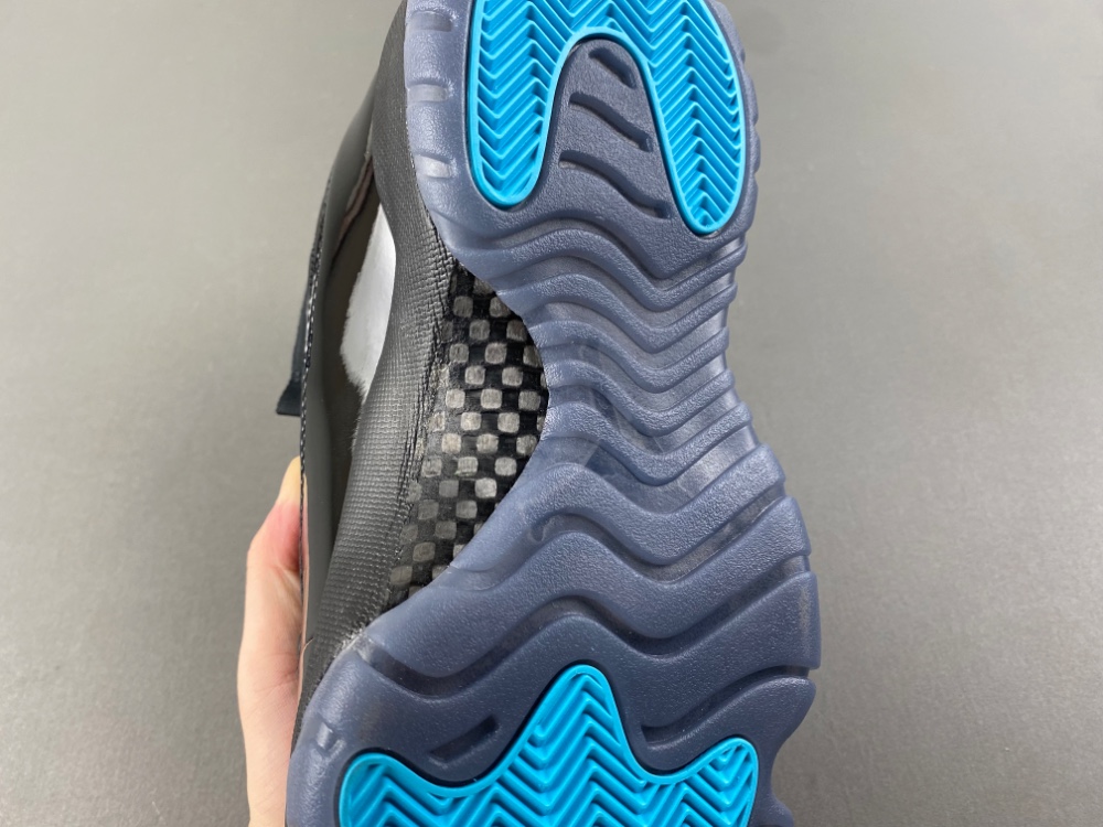 Air Jordan 11 “Gamma” 2025 CT8012-047