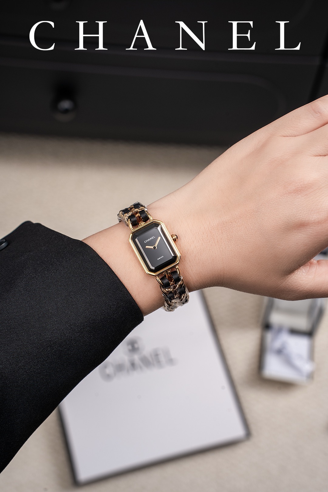 Ch**el watch quartz watch 001