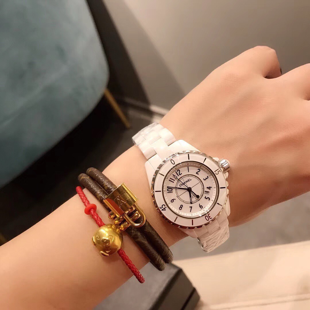 Ch**el watch quartz watch 002